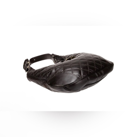 Burberry Black Patent Leather Quilted ‘Brooke’ Hobo Shoulder Bag w Lock Detail - Picture 6 of 17